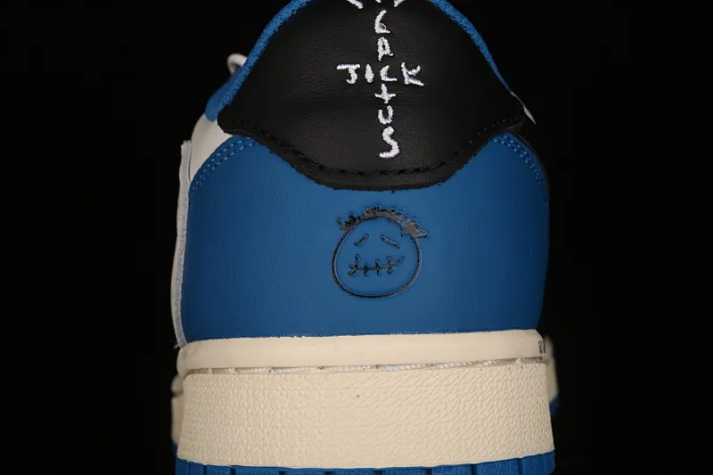 All Categories Air Jordan Jordan Series Basketball Shoes Air Jordan 1 Low L Version Travis Scott x Air Jordan 1 High OG AJ1 Lightning Undercut Low DM7866-140